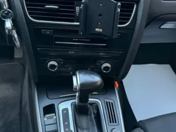 Audi A4 2012 1 8 Benzină