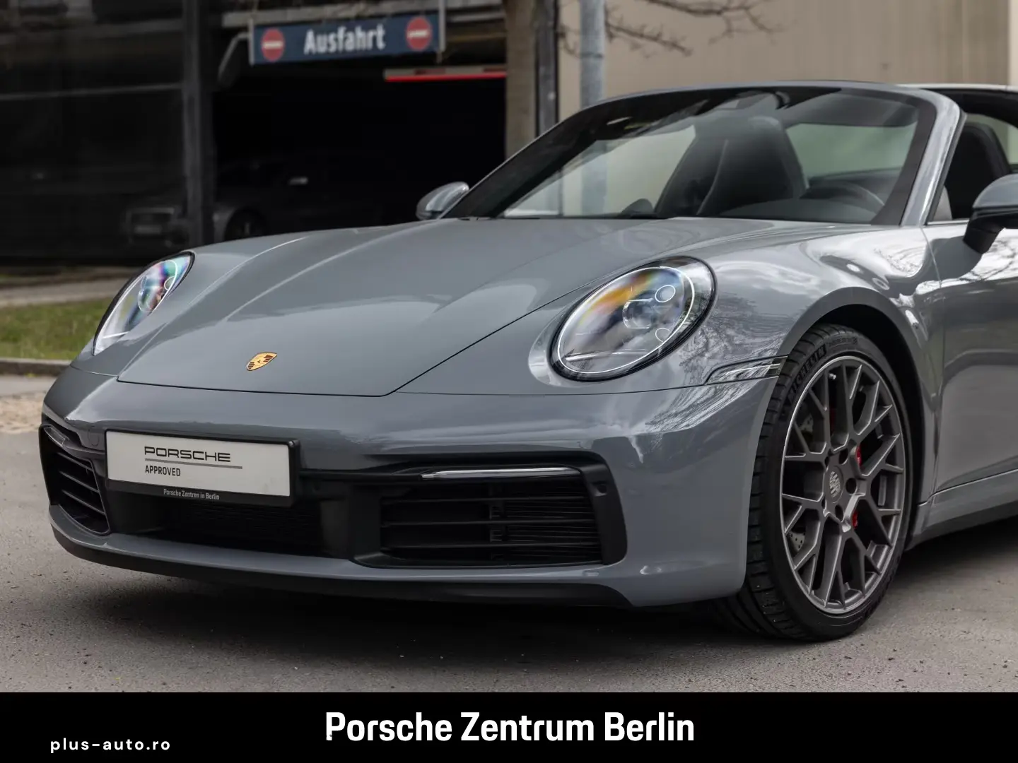 Porsche 992 911 Targa 4S Sport Exhaust