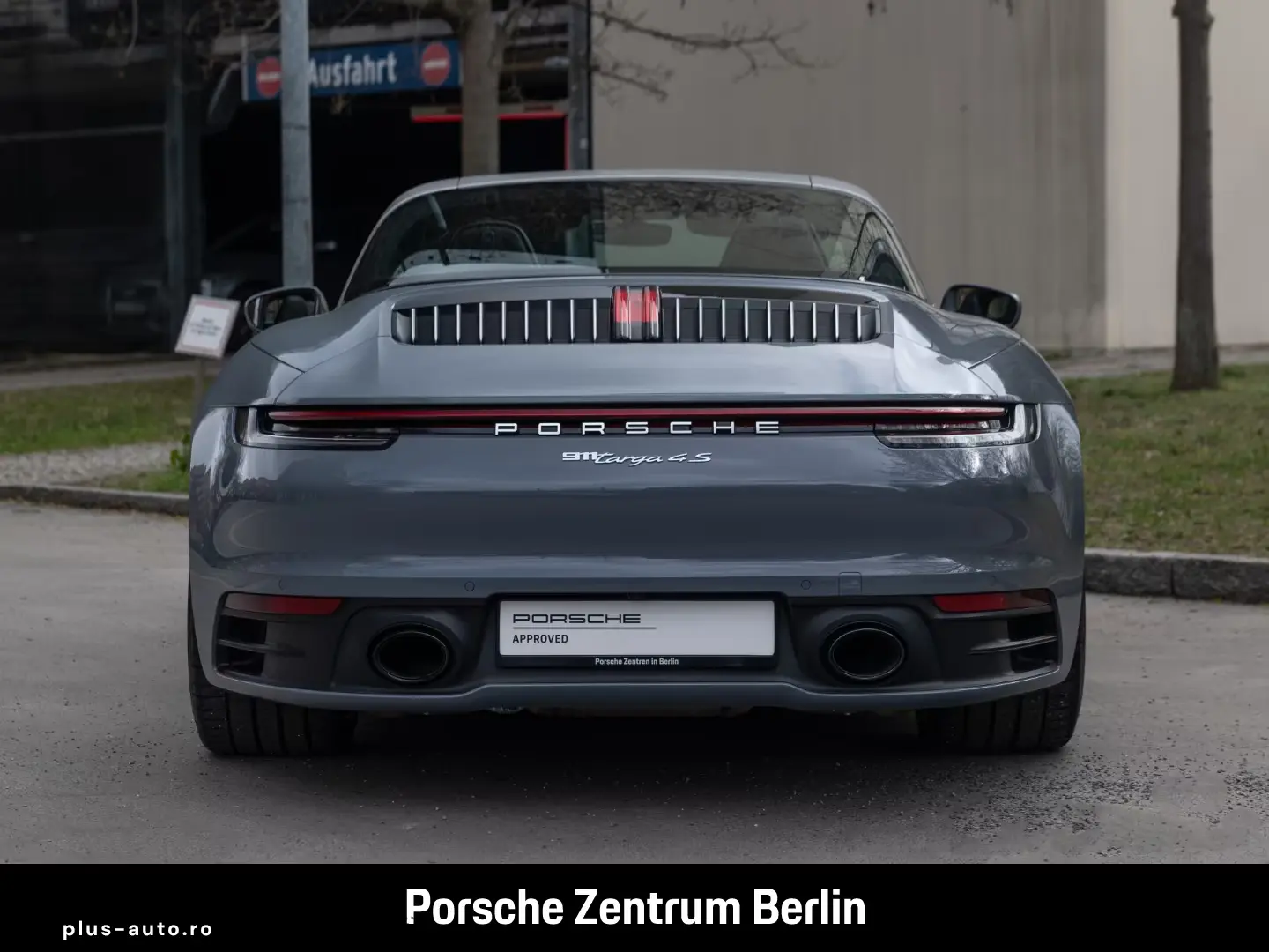 Porsche 992 911 Targa 4S Sport Exhaust
