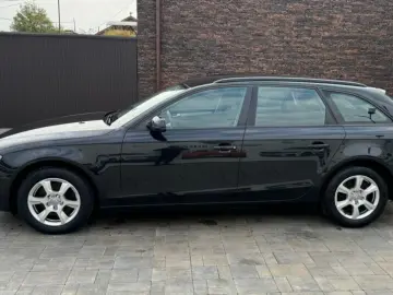 Audi A4 2010 1 8