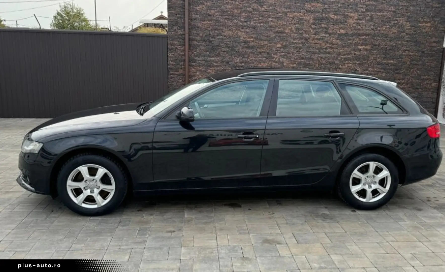Audi A4 2010 1 8