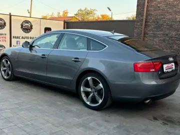 Audi A5 2012 1 8 Benzină