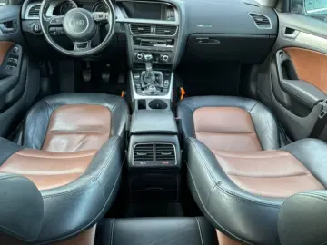 Audi A5 2012 1 8 Benzină