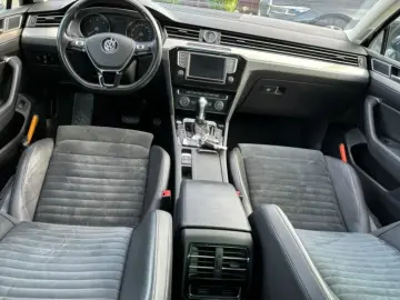 Volkswagen PASSAT 2016 2 0