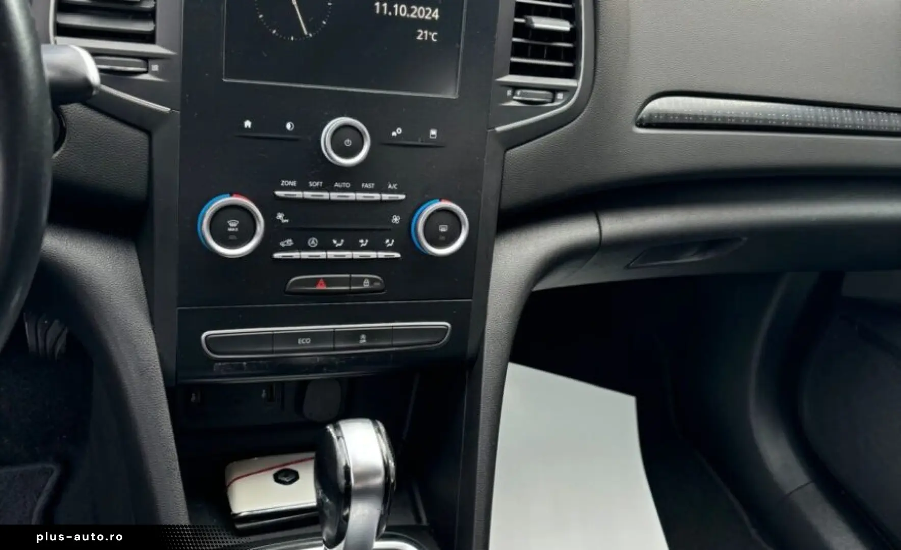 Renault MEGANE 2017 10 1 5