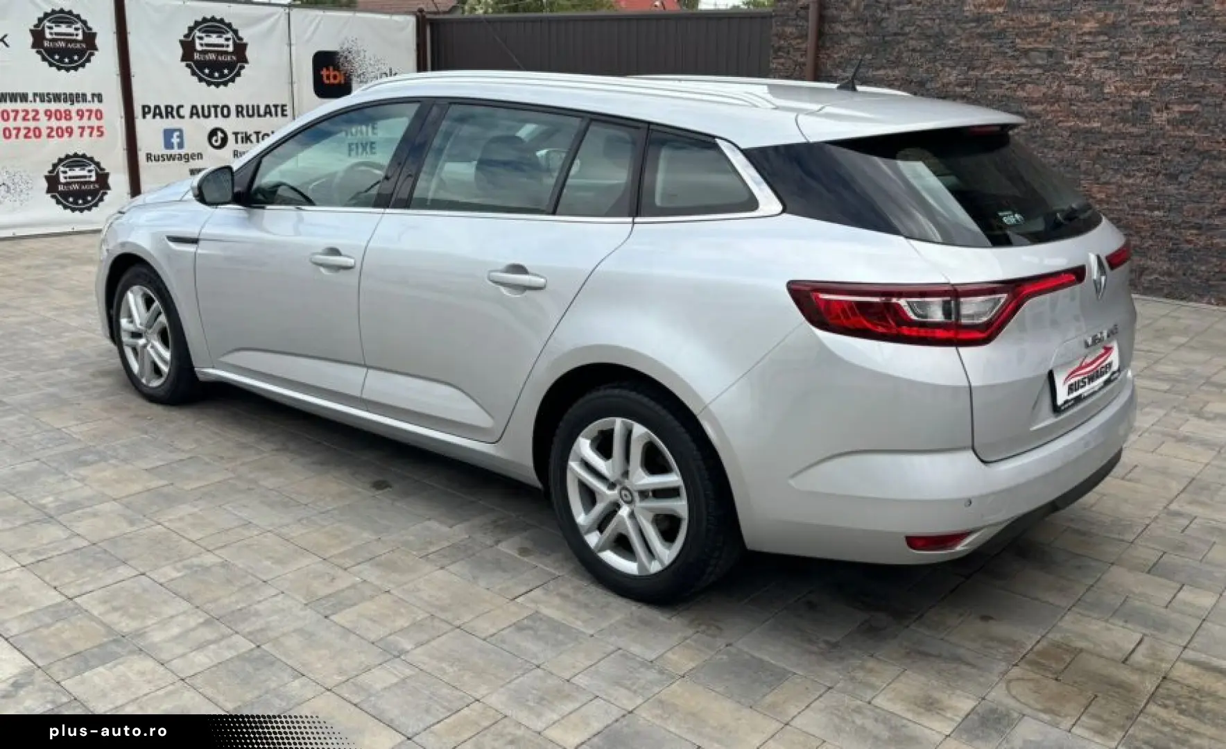 Renault MEGANE 2017 10 1 5