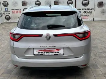 Renault MEGANE 2017 10 1 5