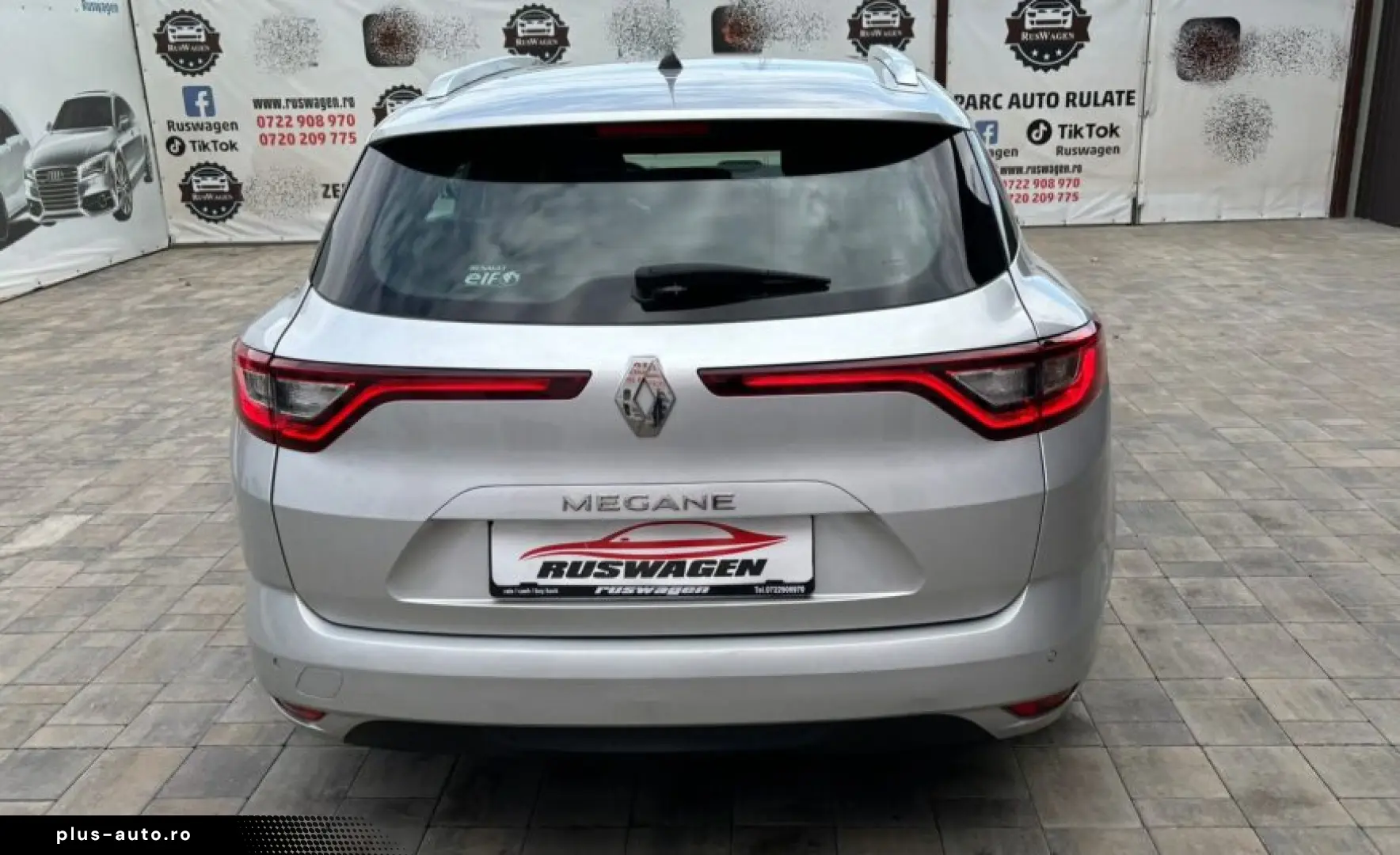 Renault MEGANE 2017 10 1 5