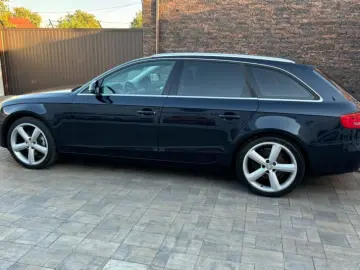 Audi A4 2008 11