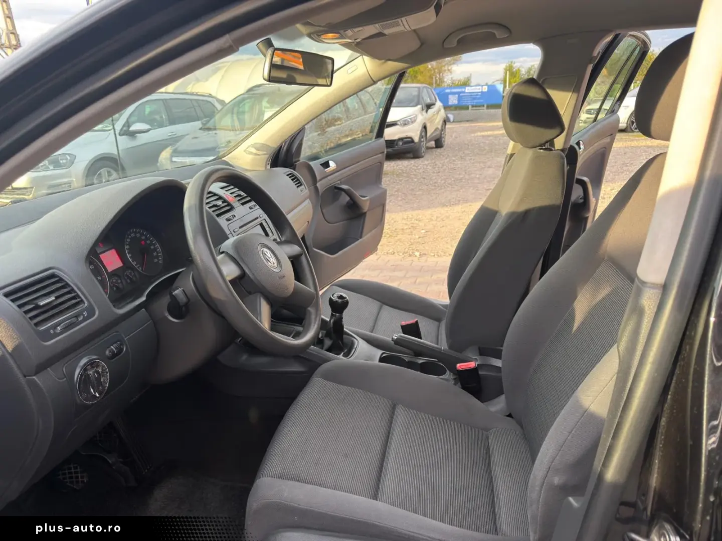 Volkswagen Golf 5 2005 1.4L Benzină