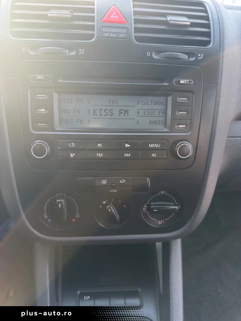 Volkswagen Golf 5 2005 1.4L Benzină