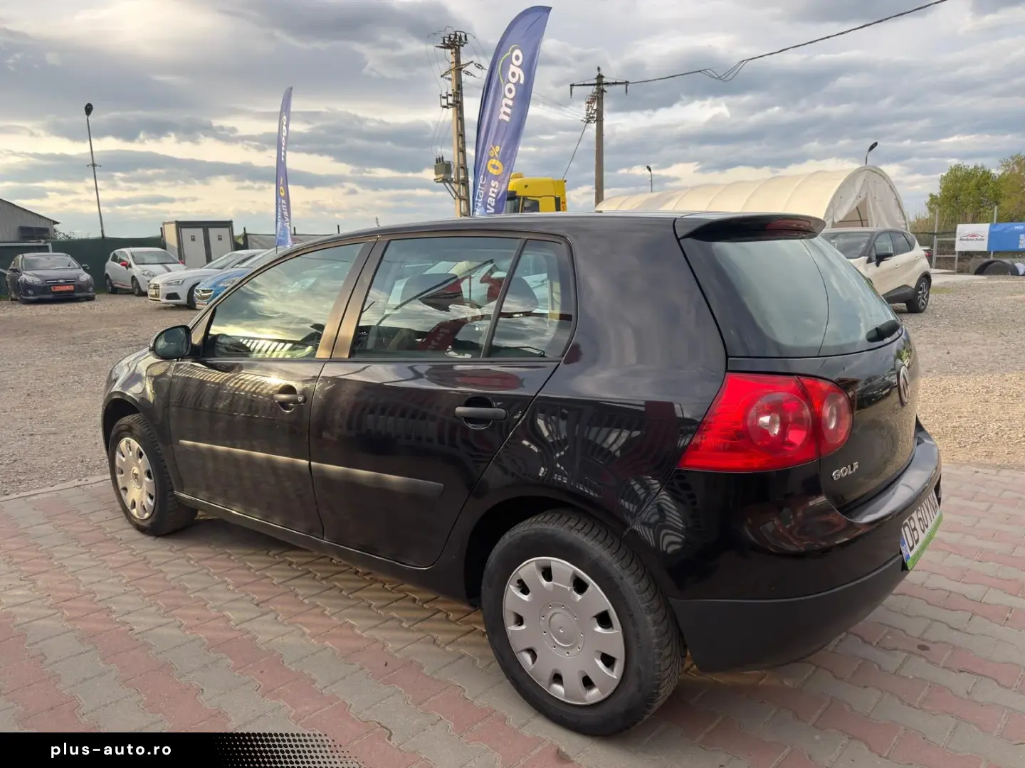 Volkswagen Golf 5 2005 1.4L Benzină