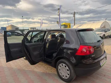 Volkswagen Golf 5 2005 1.4L Benzină