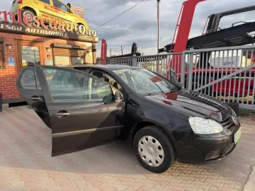 Volkswagen Golf 5 2005 1.4L Benzină