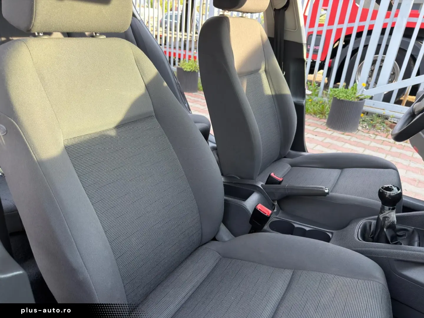 Volkswagen Golf 5 2005 1.4L Benzină