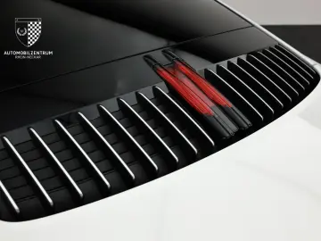 PORSCHE 992 Sportabgas Schiebedach Chrono