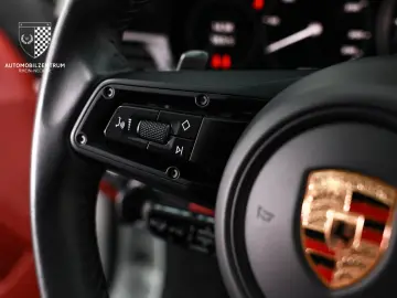 PORSCHE 992 Sportabgas Schiebedach Chrono