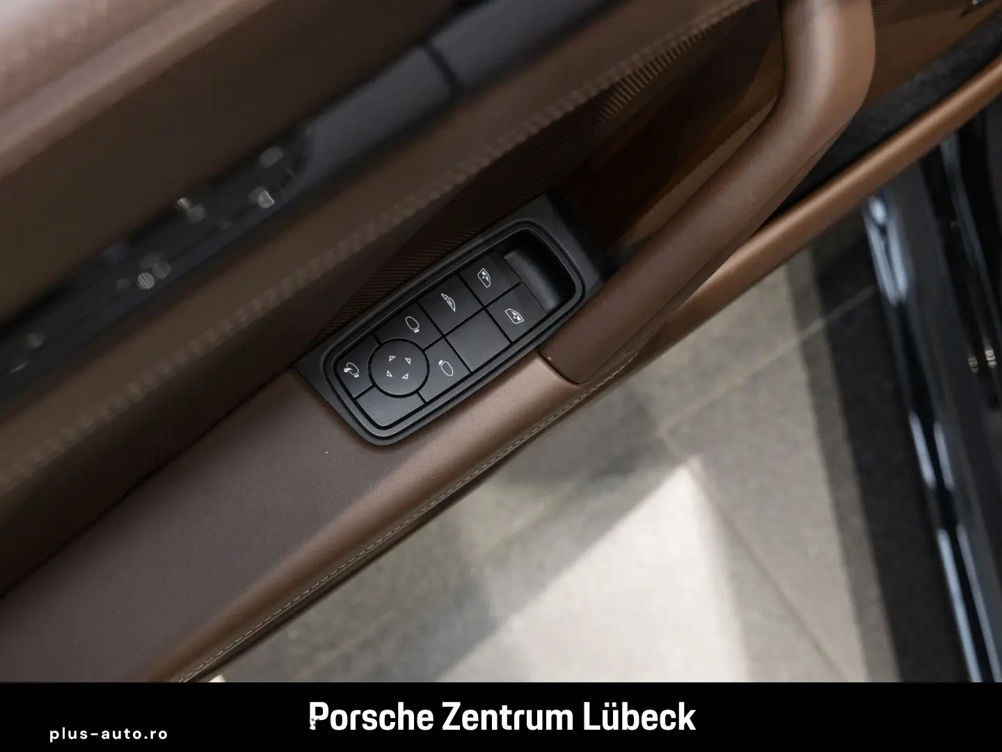 PORSCHE 992 911 Carrera GTS Cabrio Clubleder Liftsystem