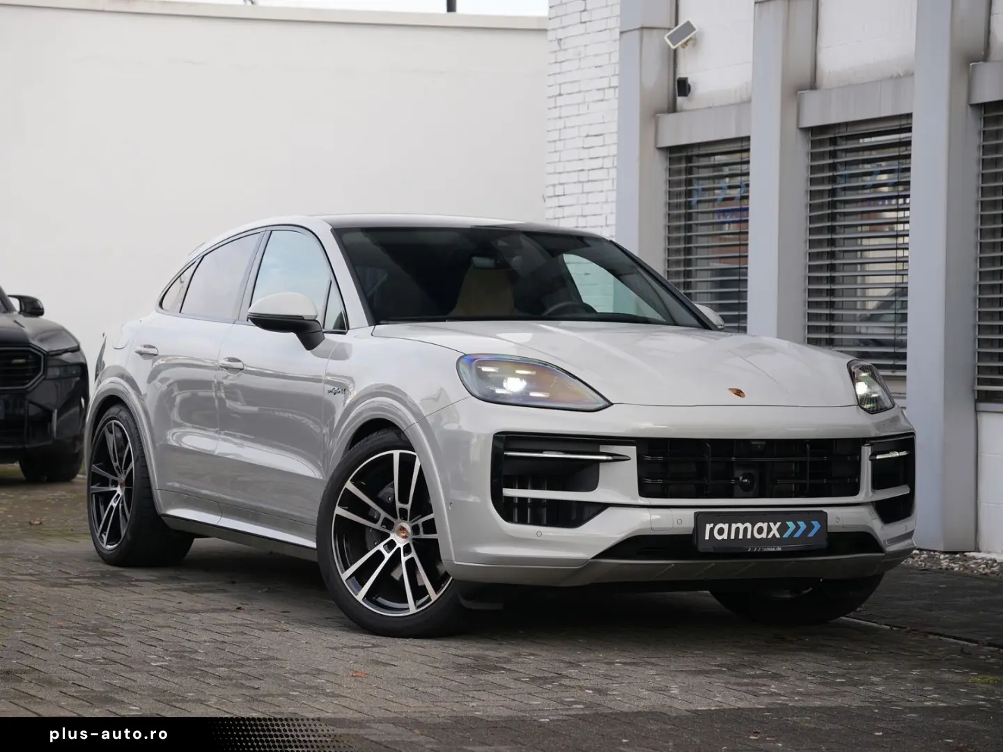 PORSCHE E-Hybrid Coupé SPORTDESIGN