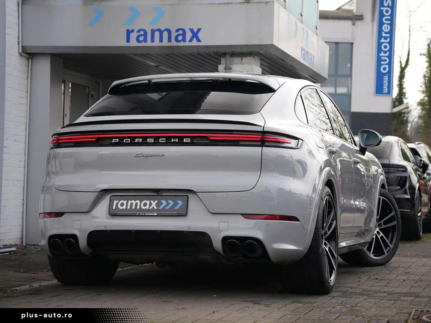 PORSCHE E-Hybrid Coupé SPORTDESIGN