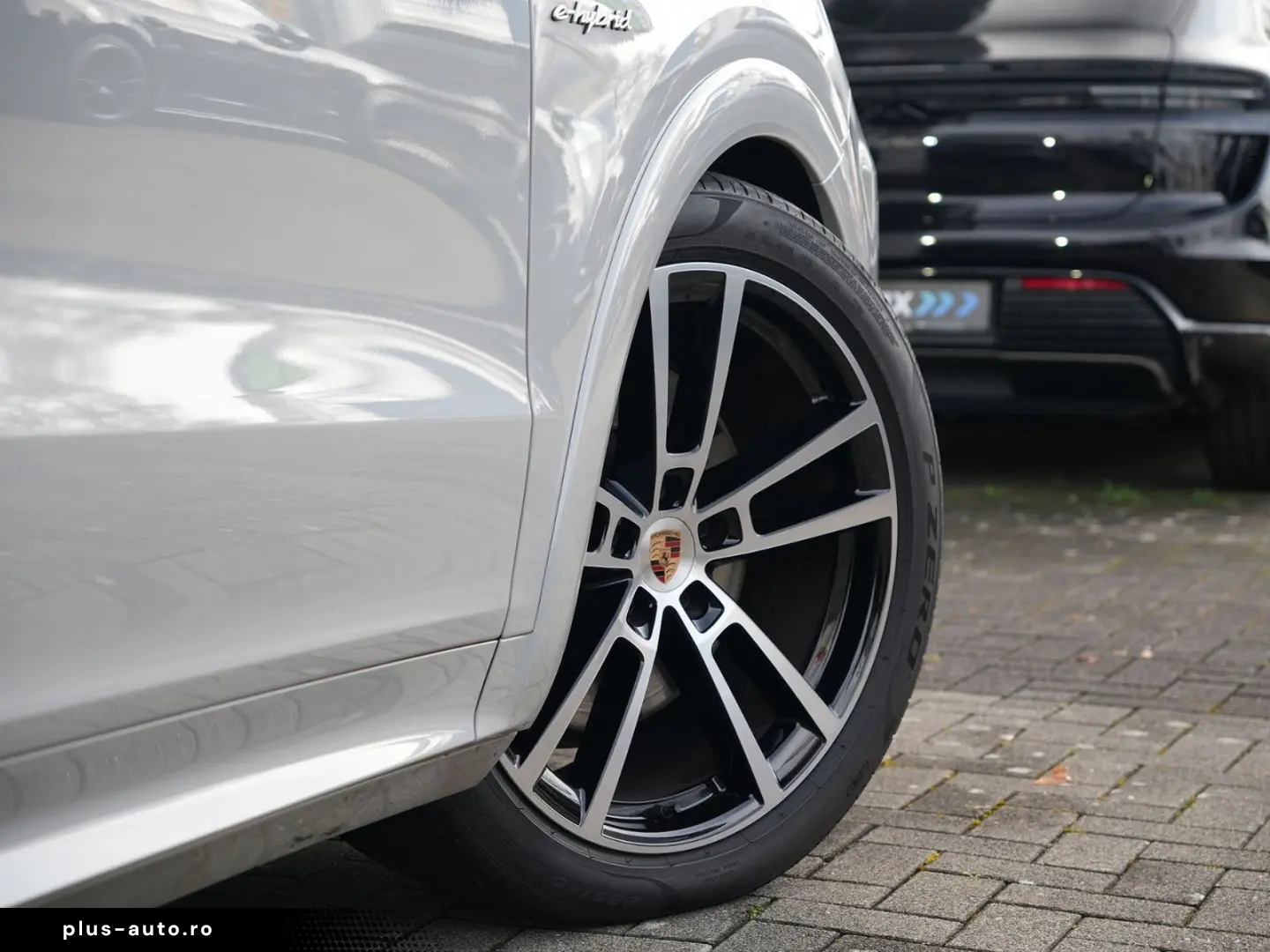 PORSCHE E-Hybrid Coupé SPORTDESIGN