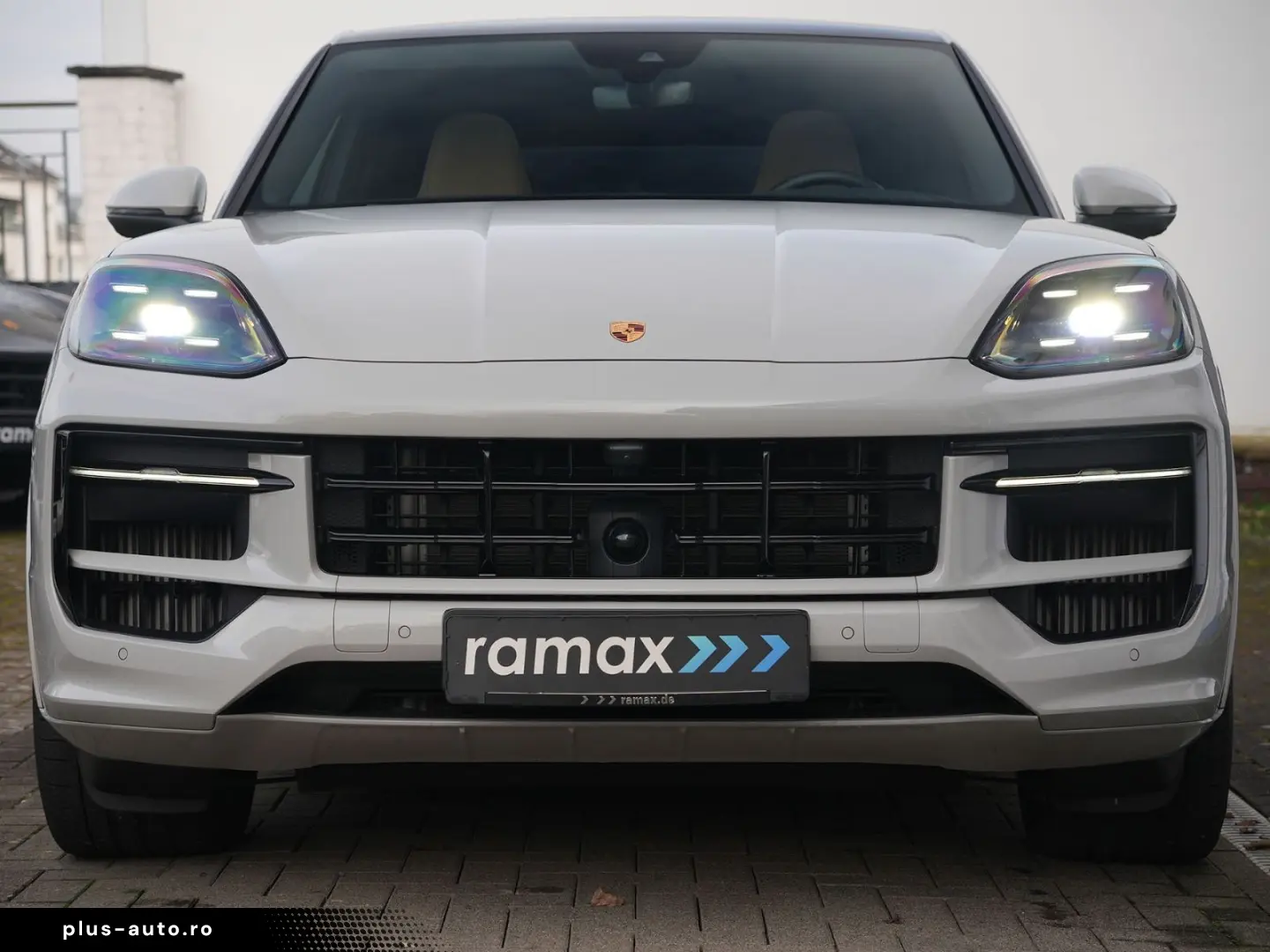 PORSCHE E-Hybrid Coupé SPORTDESIGN