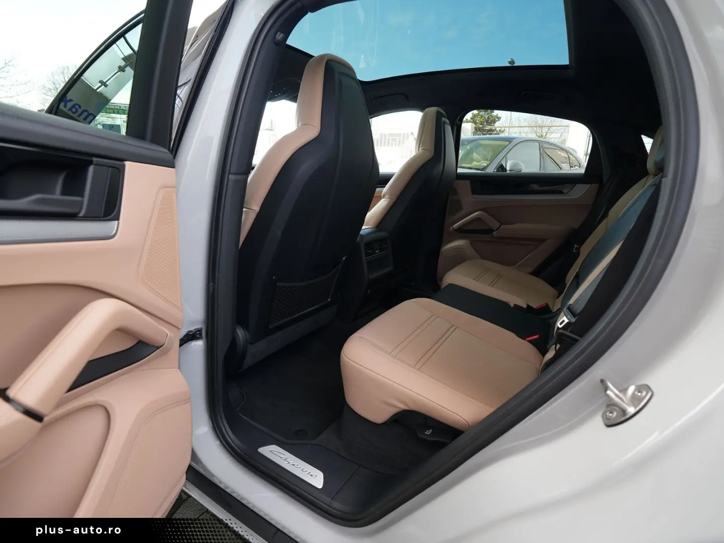 PORSCHE E-Hybrid Coupé SPORTDESIGN