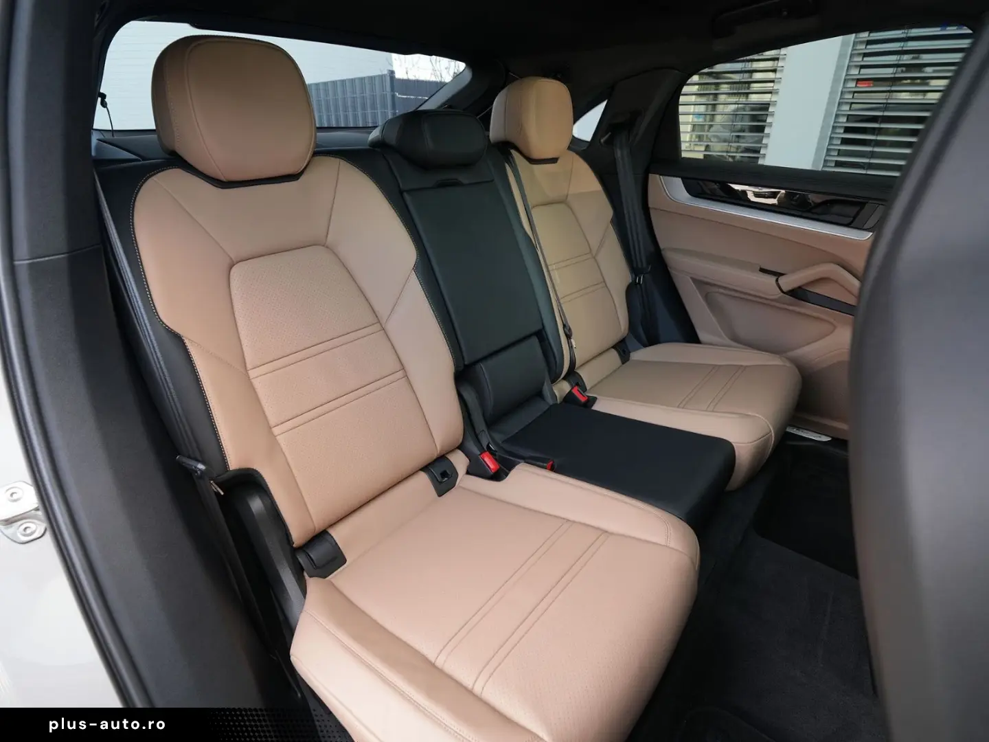 PORSCHE E-Hybrid Coupé SPORTDESIGN