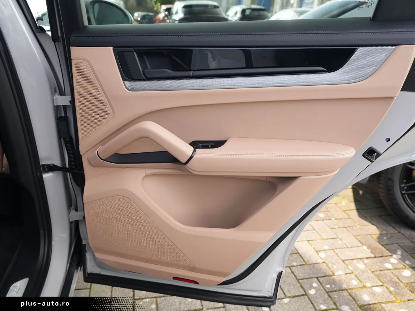 PORSCHE E-Hybrid Coupé SPORTDESIGN