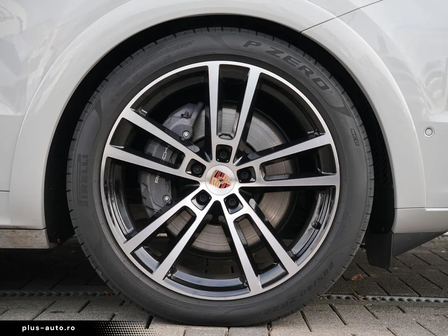 PORSCHE E-Hybrid Coupé SPORTDESIGN