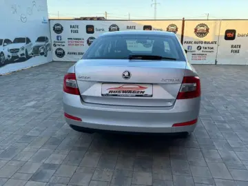 Skoda Octavia 2013 11