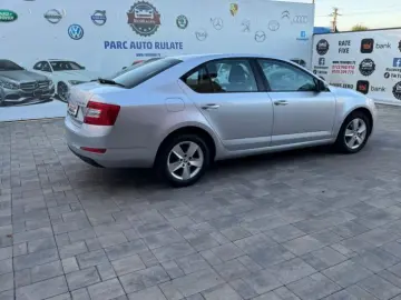 Skoda Octavia 2013 11