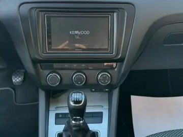 Skoda Octavia 2013 11