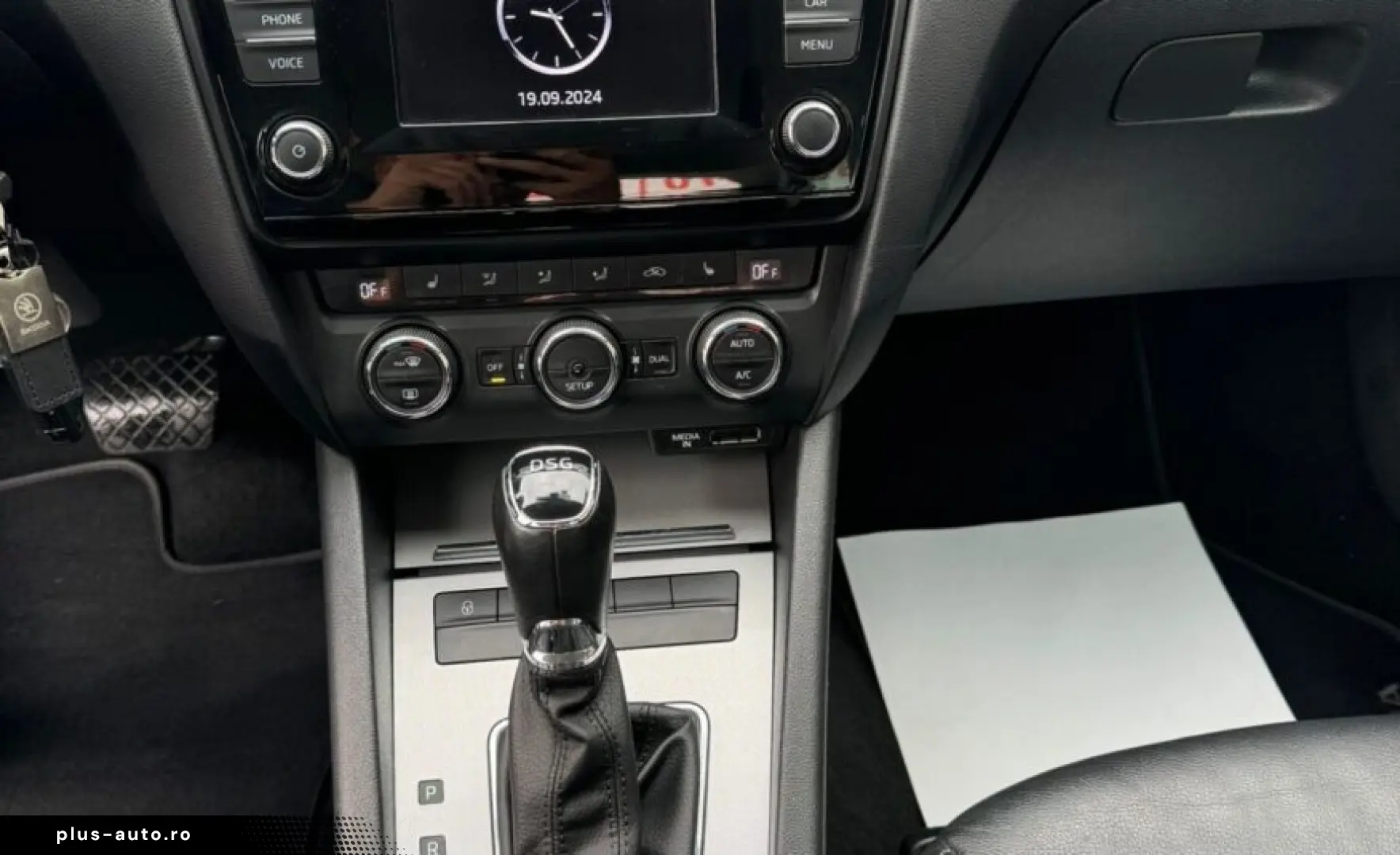 Skoda OCTAVIA 2013 12 1 6