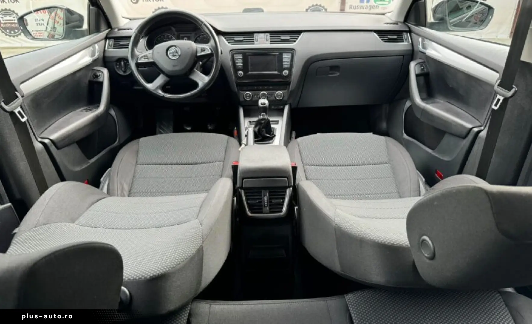Skoda OCTAVIA 2013 11
