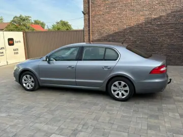Skoda SUPERB 2008