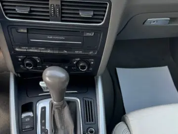 Audi Q5 2009 2 0 Benzina
