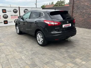 Nissan QASHQAI 2014