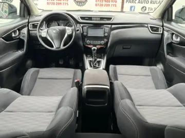 Nissan QASHQAI 2014