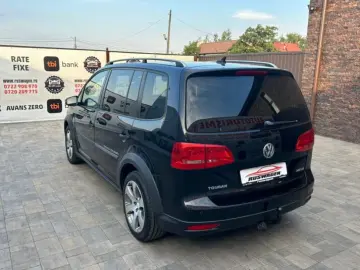 Volkswagen TOURAN Cross