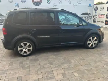 Volkswagen TOURAN Cross