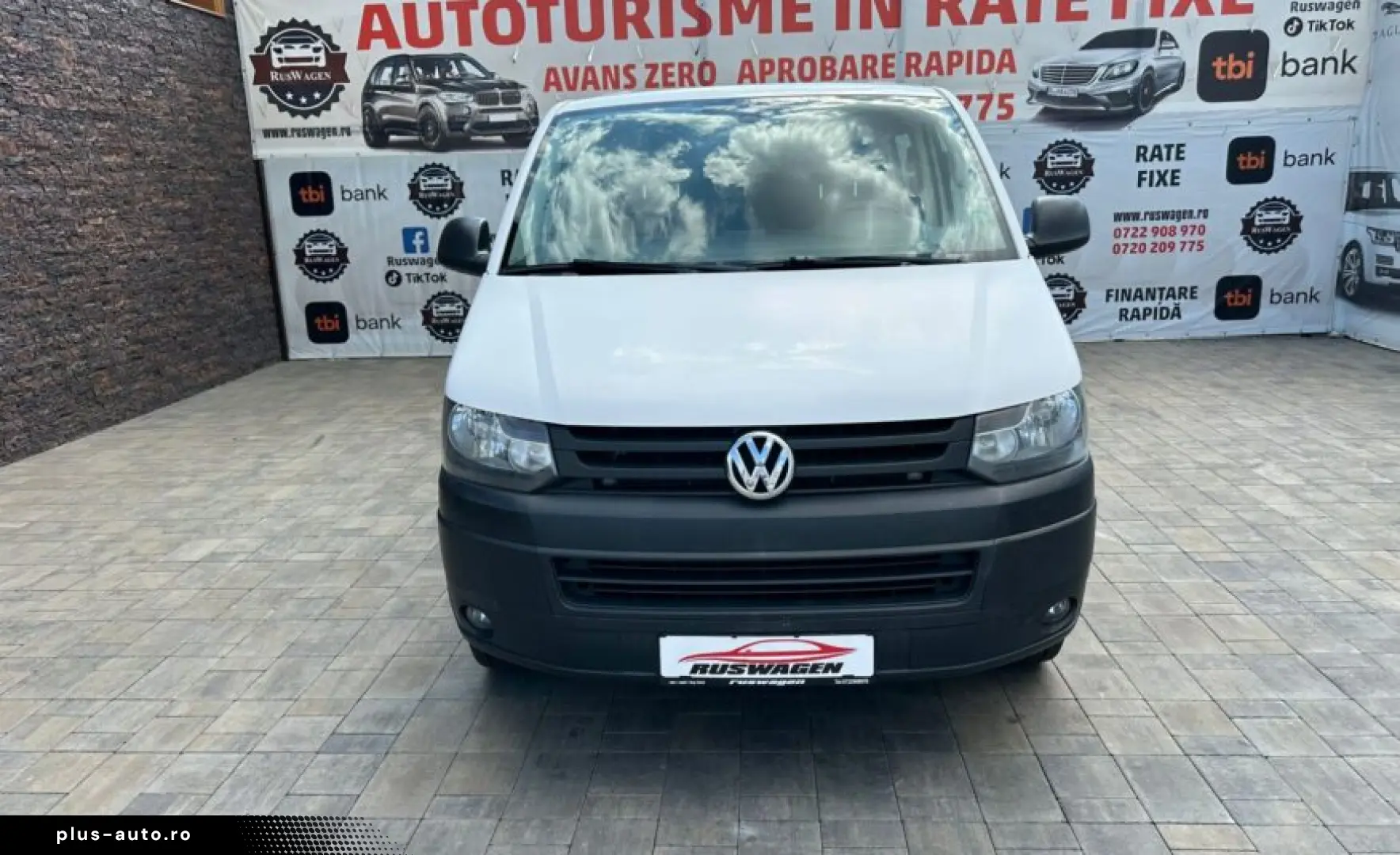 VOLKSWAGEN Transporter 2013