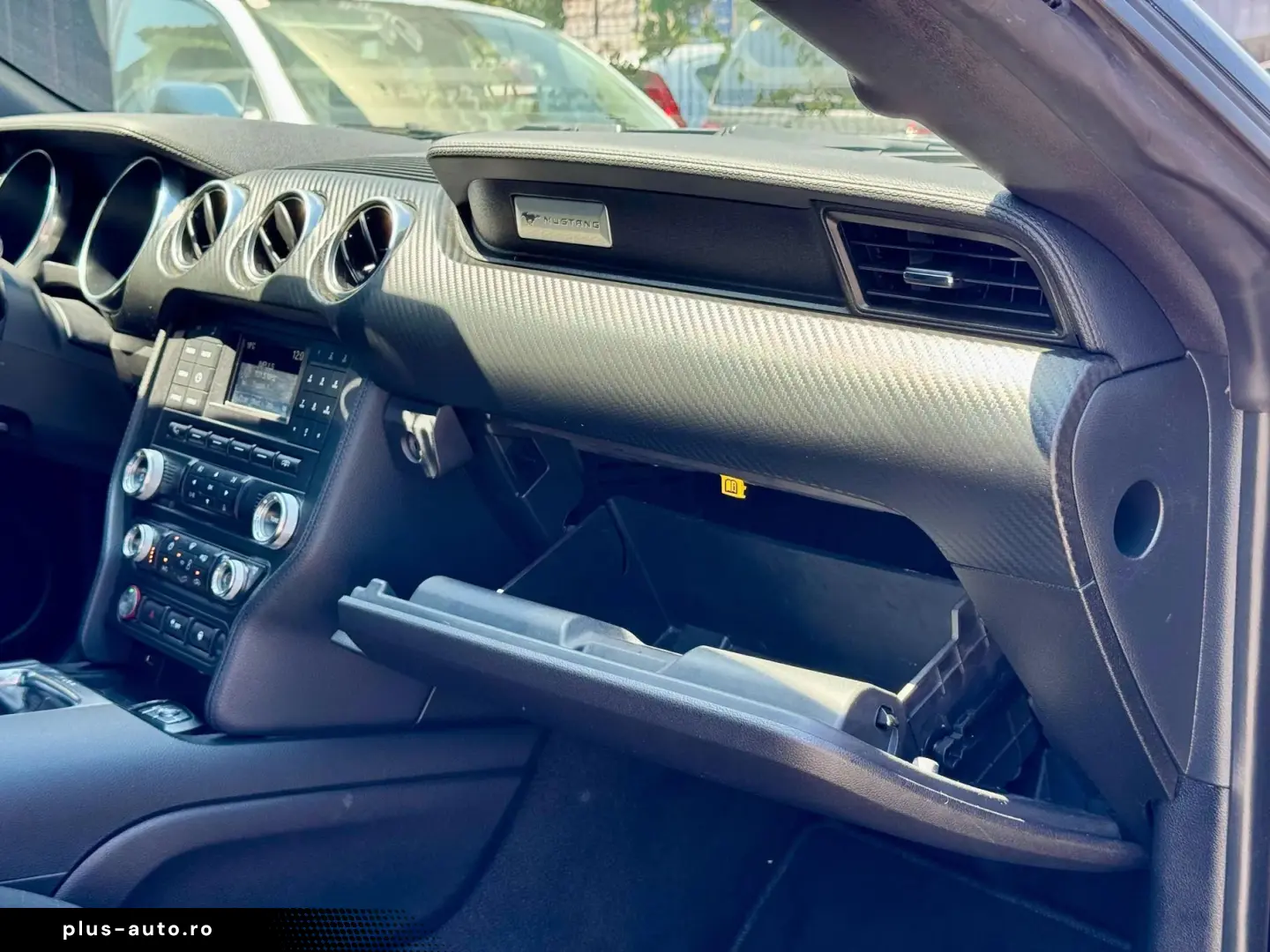 Ford Mustang Gen-Vi-2015