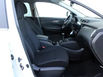 Nissan Qashqai Gen-Ii-2013-2021