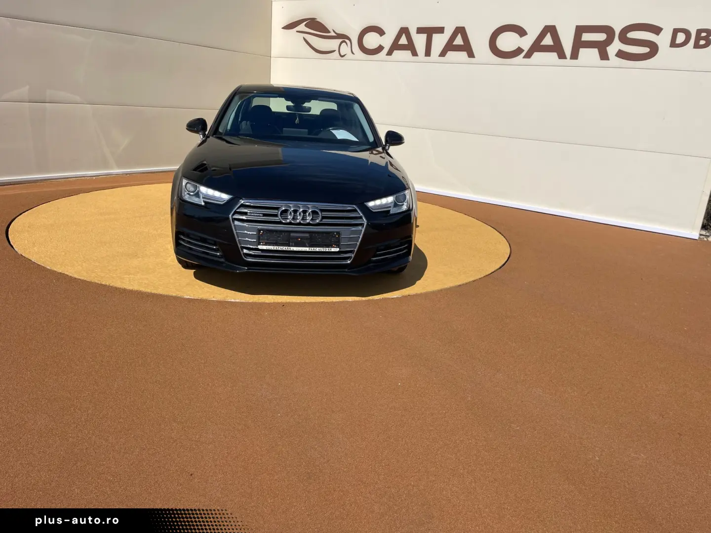 Audi A4 2.0TDI  190CP  Quattro  BI-Xenon  Navi  Cockpit  Pie