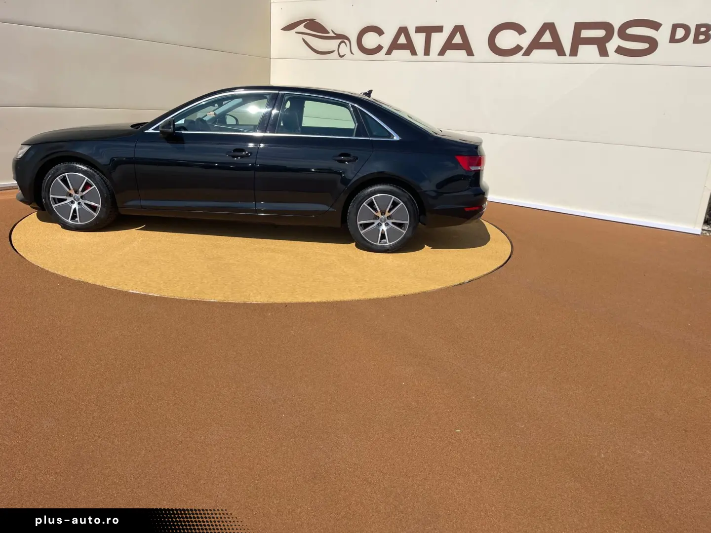 Audi A4 2.0TDI  190CP  Quattro  BI-Xenon  Navi  Cockpit  Pie