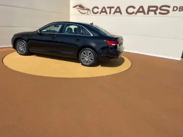 Audi A4 2.0TDI  190CP  Quattro  BI-Xenon  Navi  Cockpit  Pie