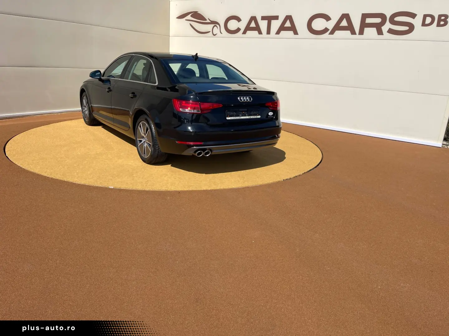 Audi A4 2.0TDI  190CP  Quattro  BI-Xenon  Navi  Cockpit  Pie