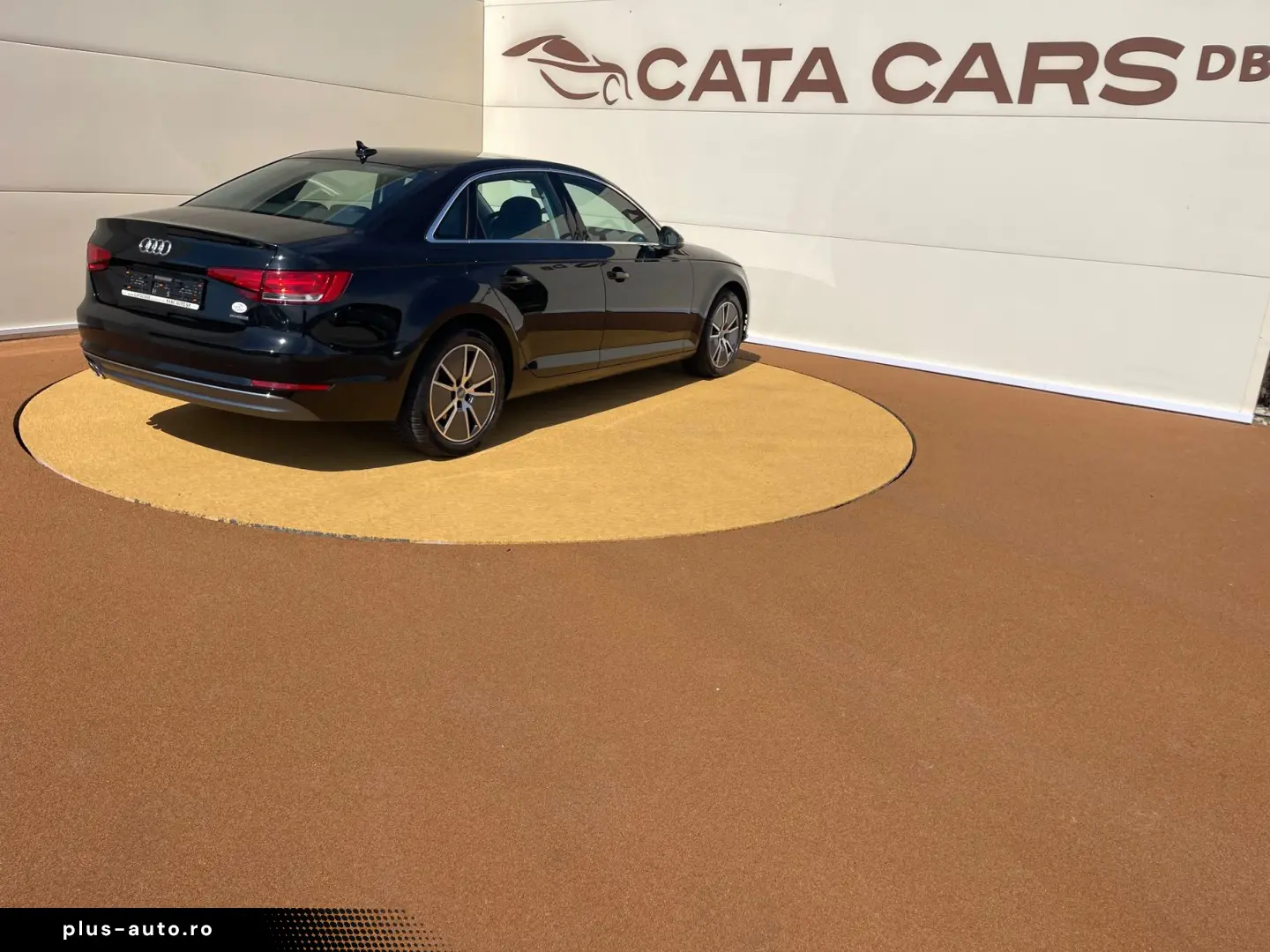 Audi A4 2.0TDI  190CP  Quattro  BI-Xenon  Navi  Cockpit  Pie