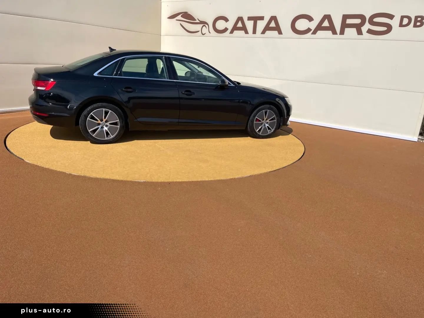 Audi A4 2.0TDI  190CP  Quattro  BI-Xenon  Navi  Cockpit  Pie